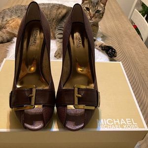 Michael Kors- Allister Open Toe leather heel mocha brown size 8 (w/ box)